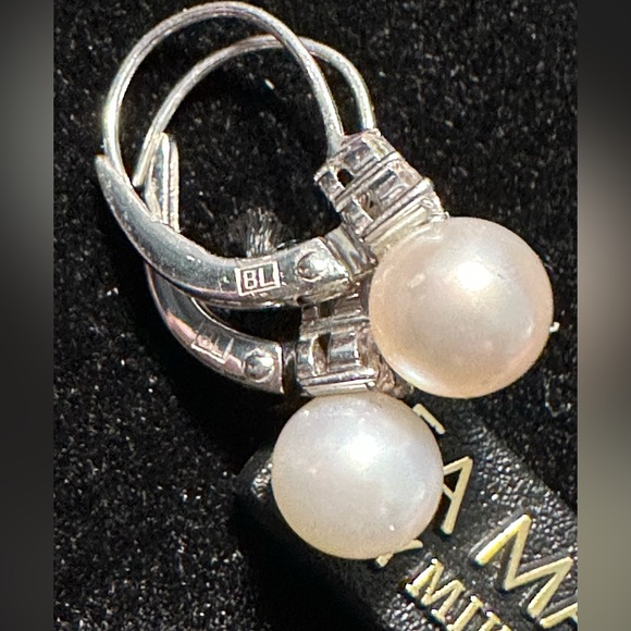 Mikimoto Sea Magic Pearl White Sapphire Earrings - Picture 3 of 4